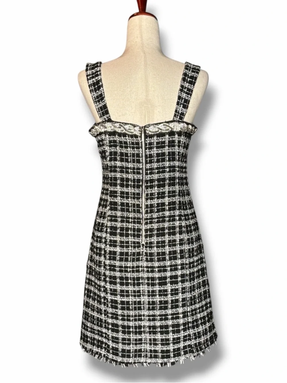 Tahari ASL Black Tweed Beaded Square Neck Mini Sheath Dress Size 8 - Picture 4 of 9
